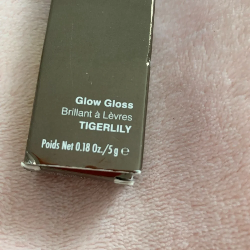 Becca glow gloss tiger‎ Lilly 5g